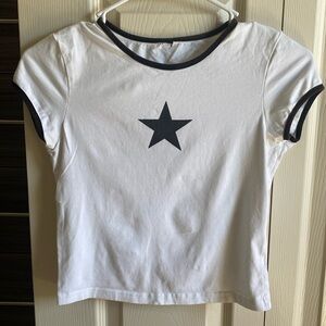 white and black star round neck top